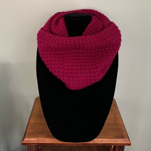Handmade Accessories - Handmade Berry Colored Cowl